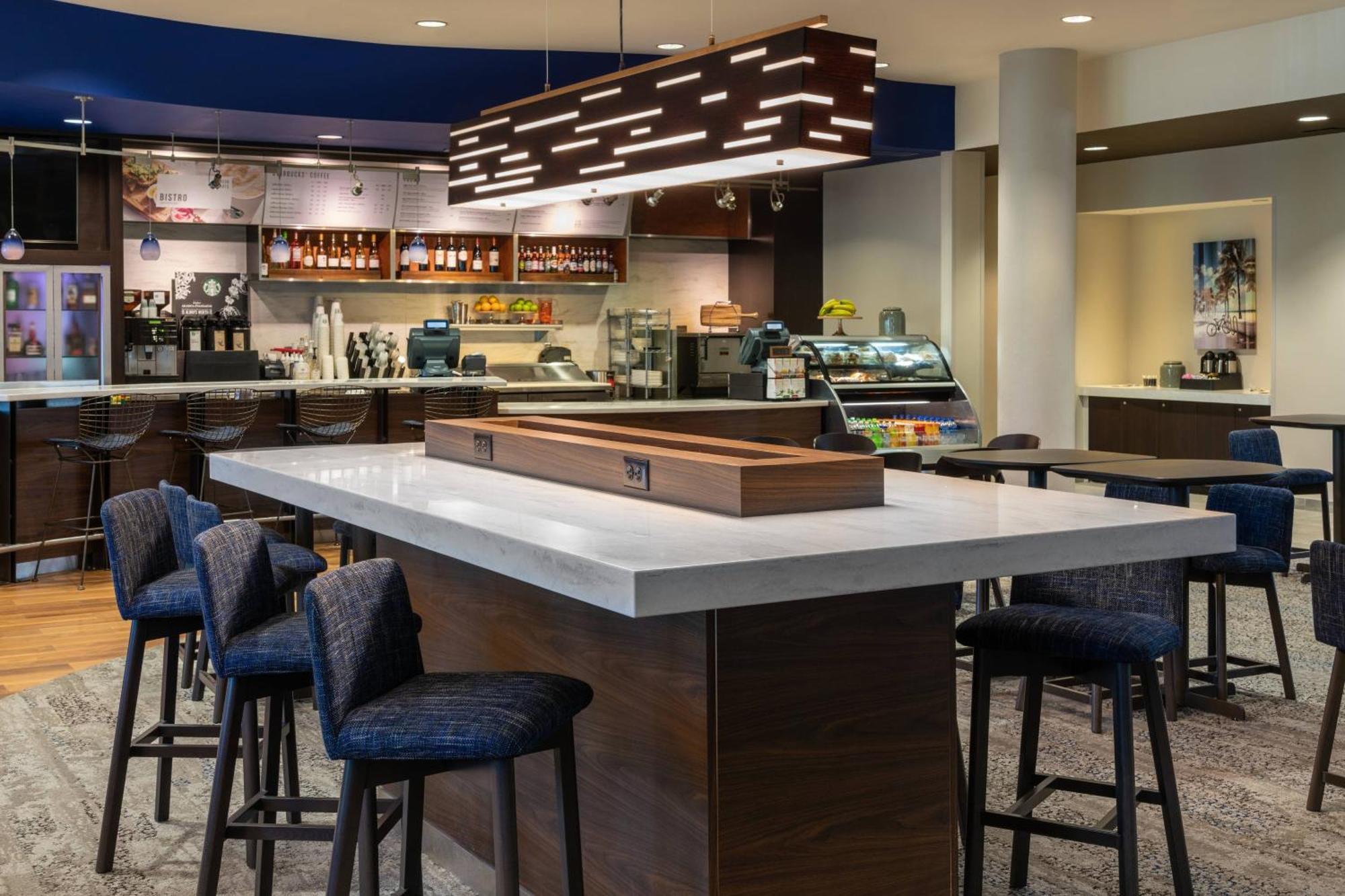 Courtyard By Marriott Fort Lauderdale Airport & Cruise Port Dania Beach Exterior foto